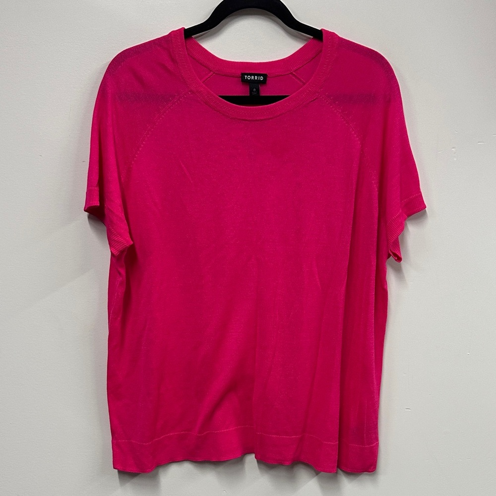 Torrid Fuchsia Short Sleeve knit tee 0